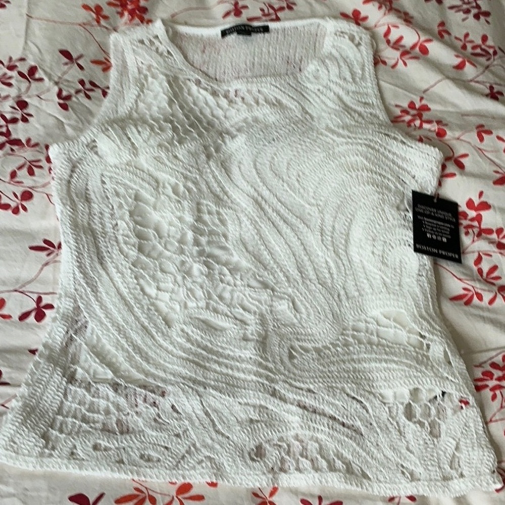 Boston Proper crochet white shirt with cami. Small.